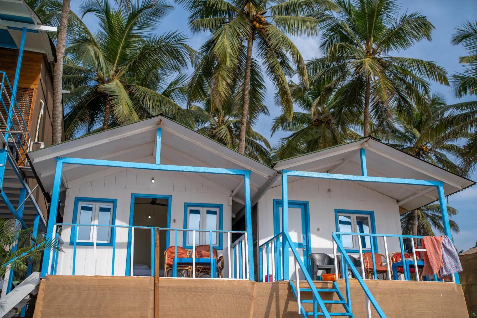 The Tito'S Blue Sky Beach Resort Агонда Екстер'єр фото